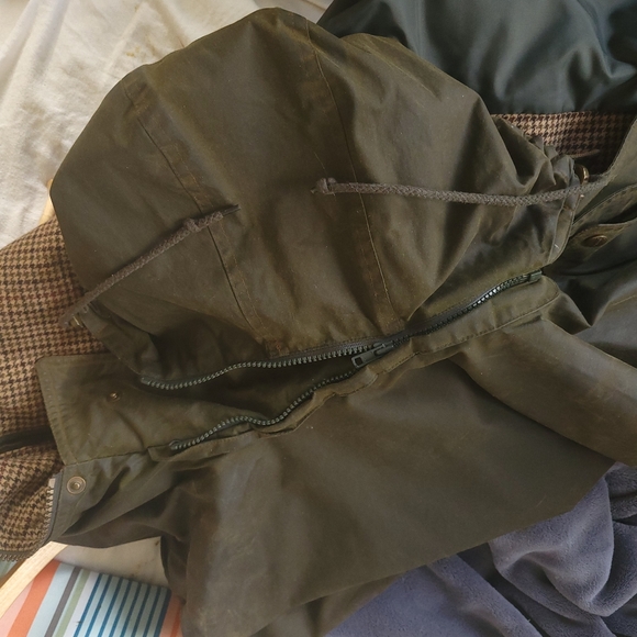 "Barbour" LL Bean Hooded Jacket - Picture 8 of 12